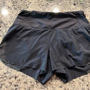 Lululemon shorts 4